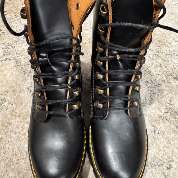 Dr Martens Leona Leather Heeled Boots size 8 - Picture 5 of 7